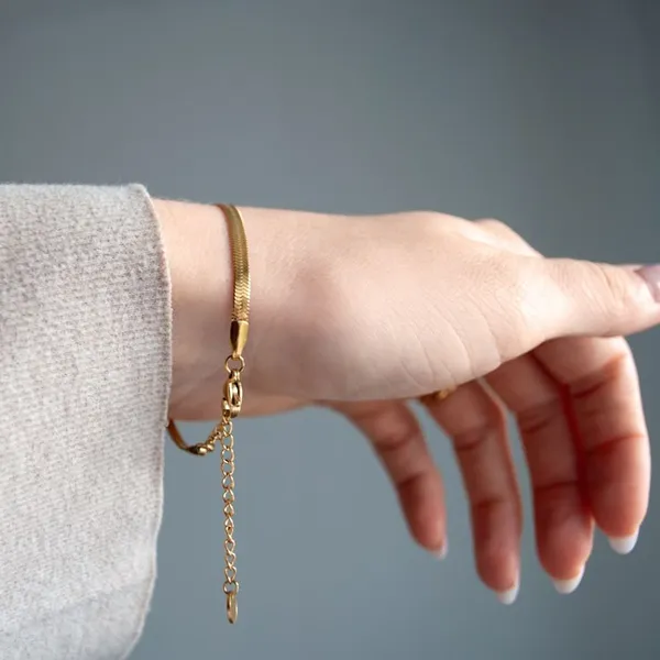 Gold_Plated_Flat_Snake_Silk_Chain_Bracelet_For_Women